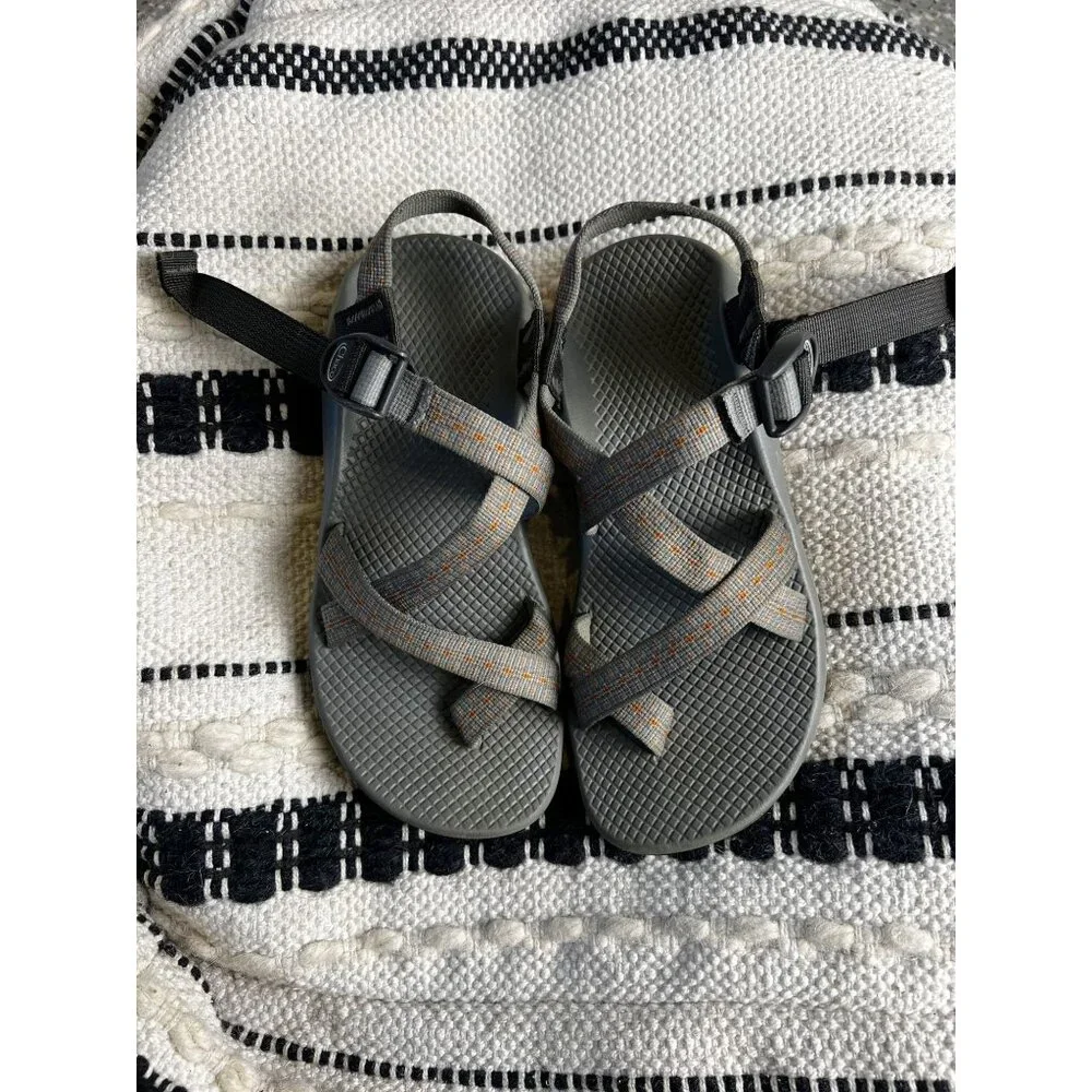 Women’s Z/2 Sport Chacos Size 8 Grey Made in Colorado USA Vibram soles - Picture 1 of 4